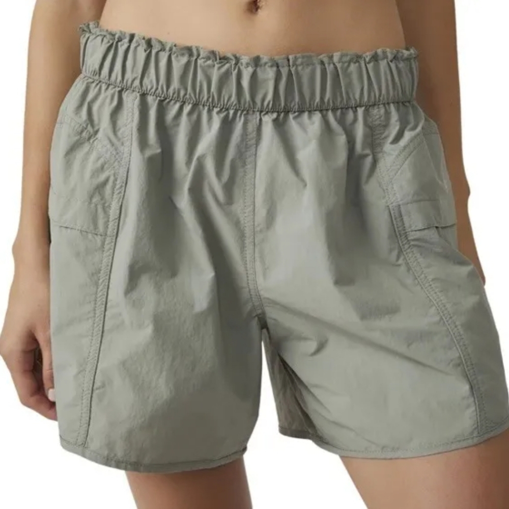 NWT Women's FREE PEOPLE Movement Cargo Shorts